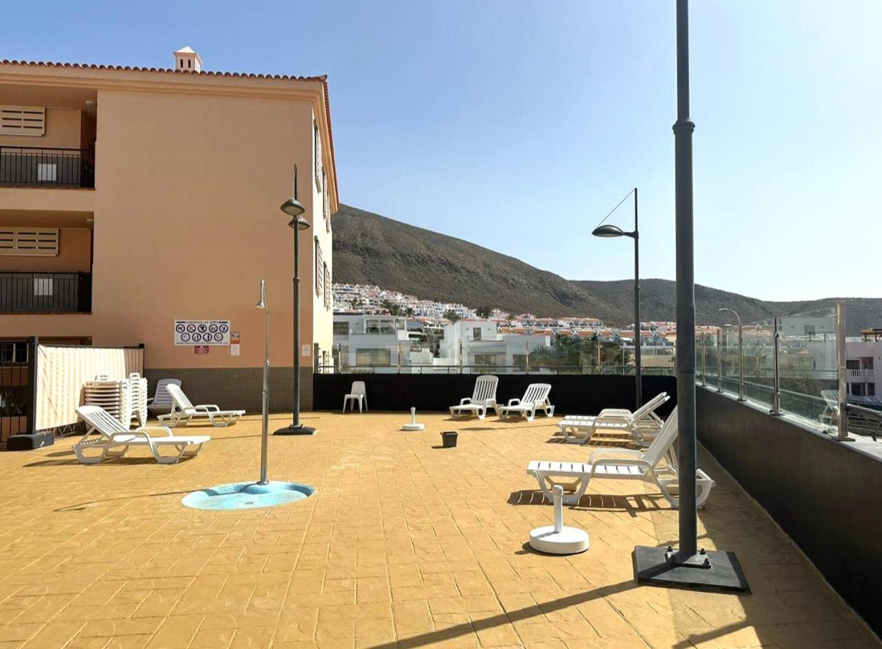 Los Cristianos Piscina Y Terraza المظهر الخارجي الصورة